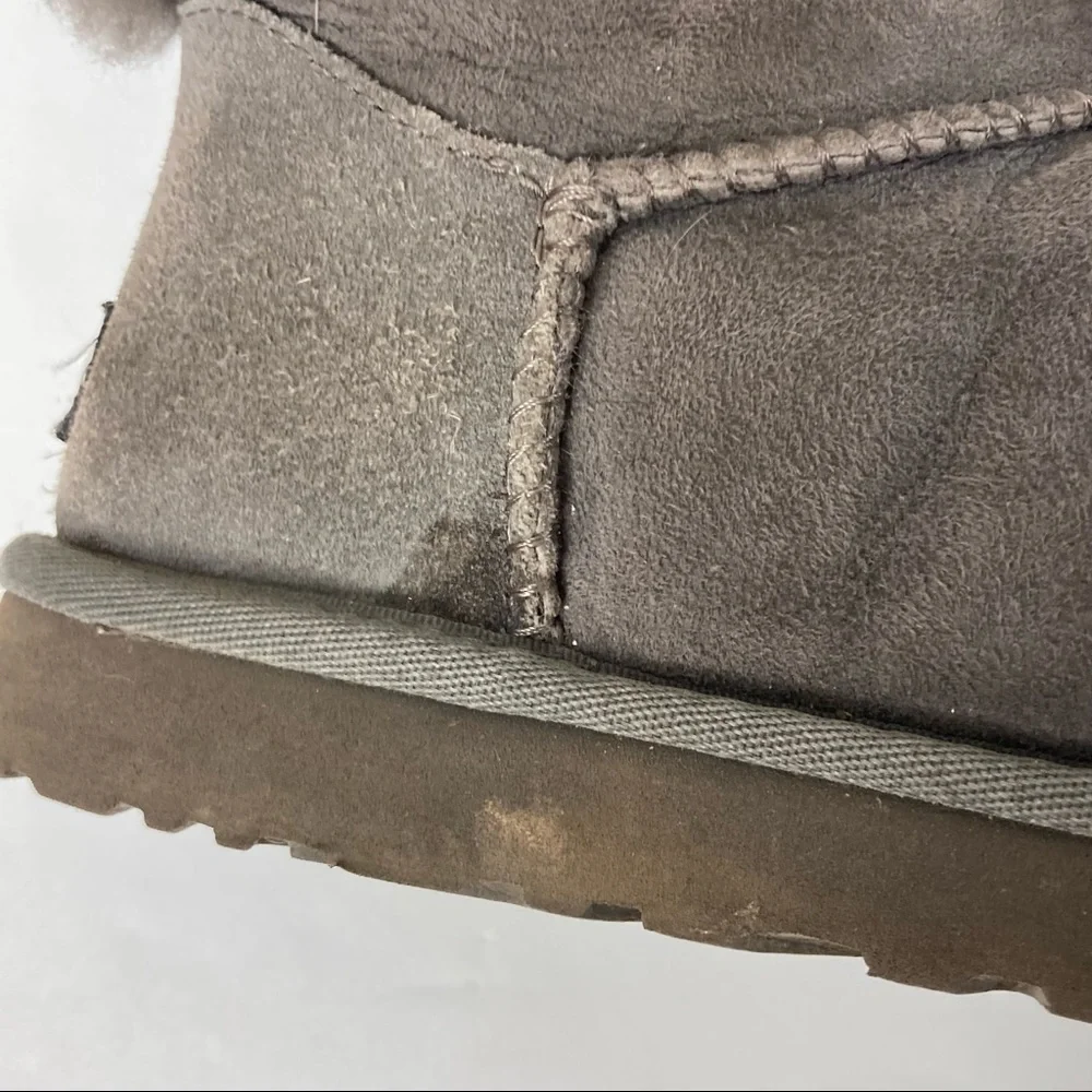 UGG Bailey Bow‎ Gray Genuine Shearling Tall Boots Women’s Sz 7